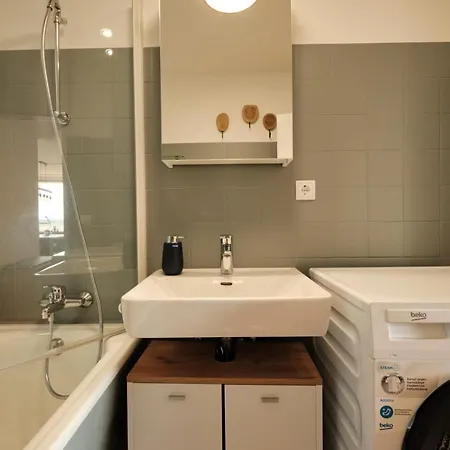 Seeblick - 4-zimmer Mit 3 Schlafzimmer Appartement *